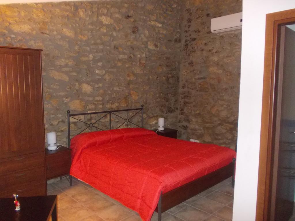 Agriturcostabaira Villa Caltagirone Eksteriør bilde